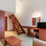 Odaya & Coworking By Np House Хотел Банско