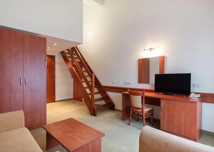 호텔 Np House- Social Hotel&coworking By Networking Premium, Free Shuttle