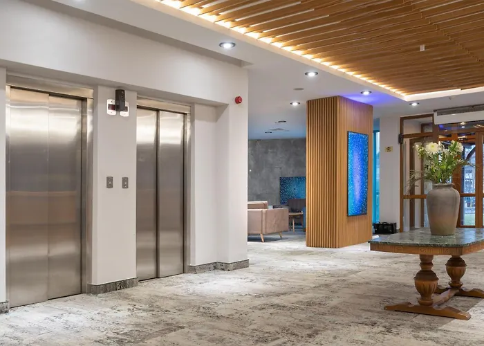 호텔 Np House- Social Hotel&coworking By Networking Premium, Free Shuttle 4*