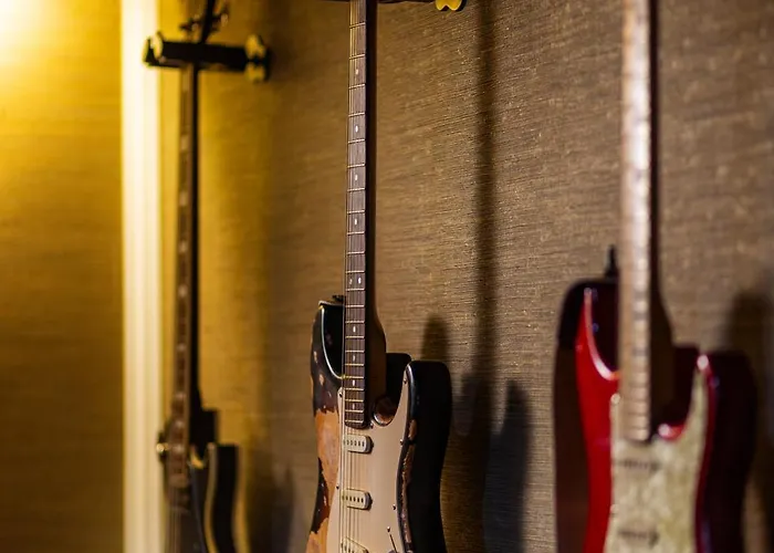 Np House- Social Hotel&coworking By Networking Premium, Free Shuttle 호텔 4*