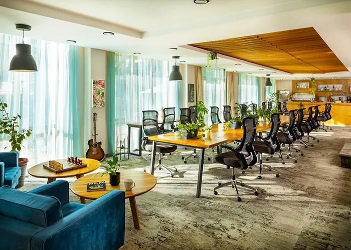 Np House- Social Hotel&coworking By Networking Premium, Free Shuttle