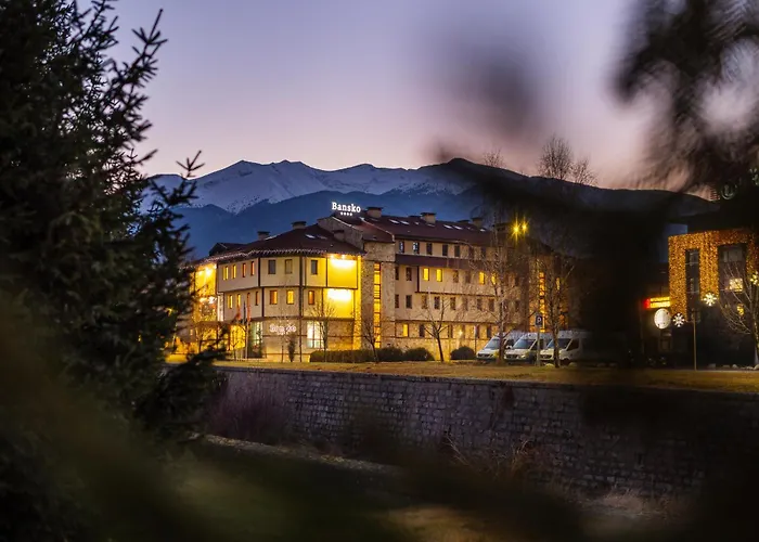 Np House- Social Hotel&coworking By Networking Premium, Free Shuttle 4* 반스코