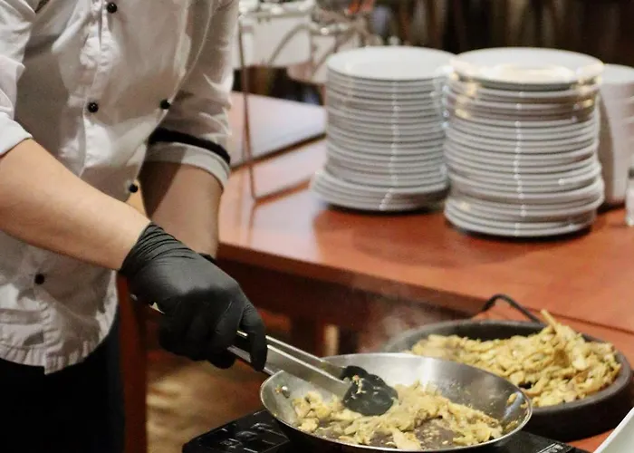 Np House- Social Hotel&coworking By Networking Premium, Free Shuttle 4*