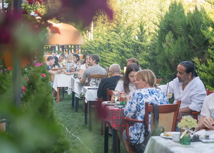 호텔 Np House- Social Hotel&coworking By Networking Premium, Free Shuttle 4*